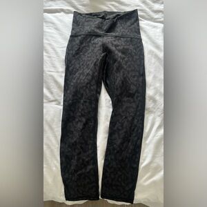 Lululemon capri leggings